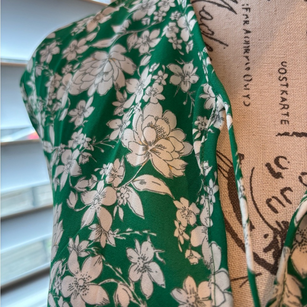 Sienna Sky Green and White Floral Tie-Neck Midi Dress - Picture 2 of 5